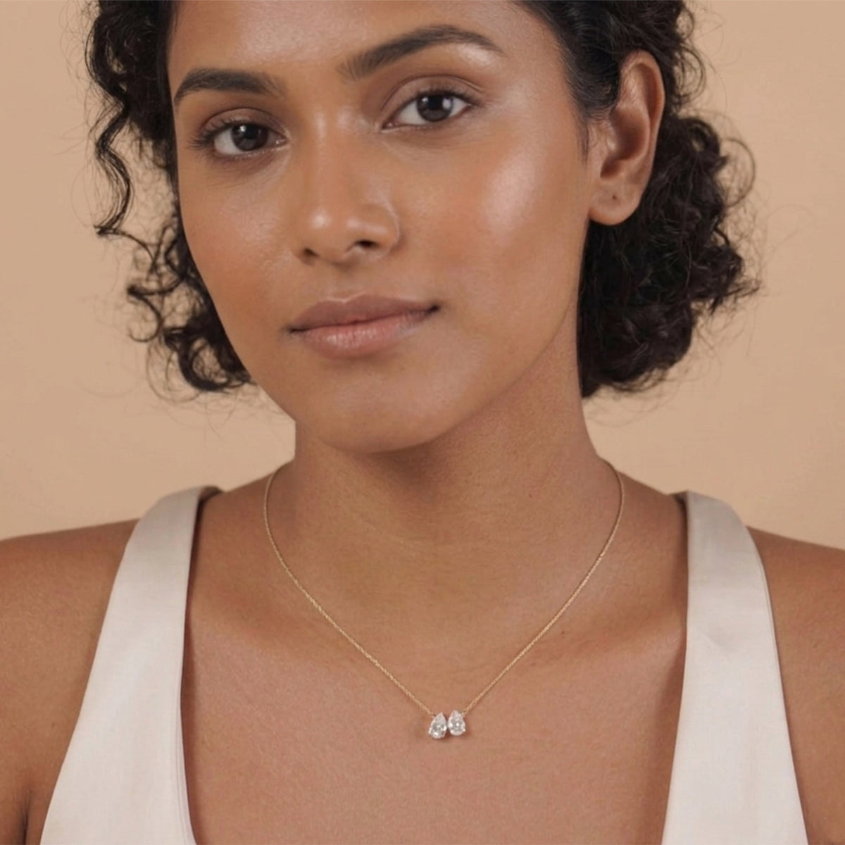 Captivating Oval Diamond Necklace