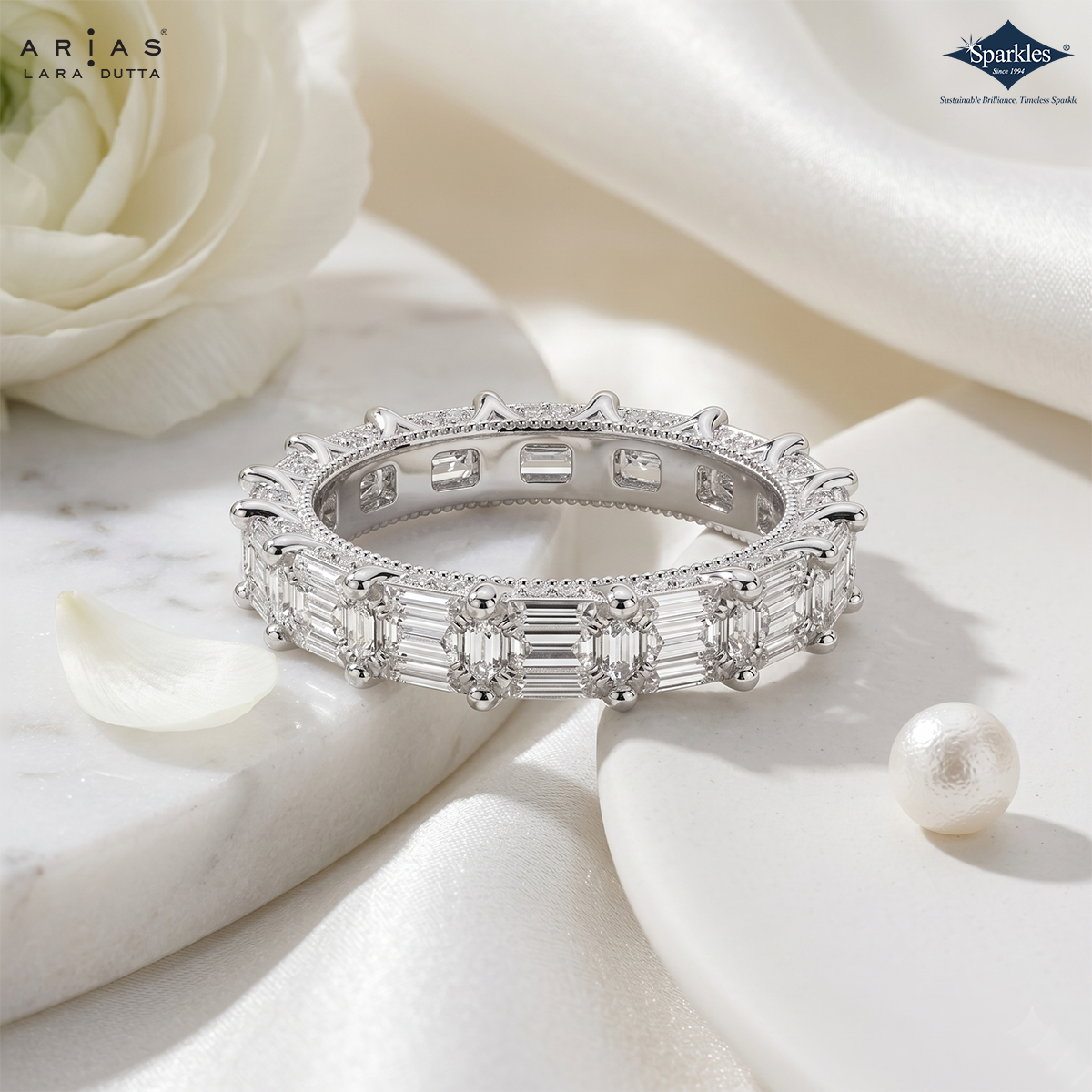 Arias by Lara Dutta Signature Emerald Eternity Band