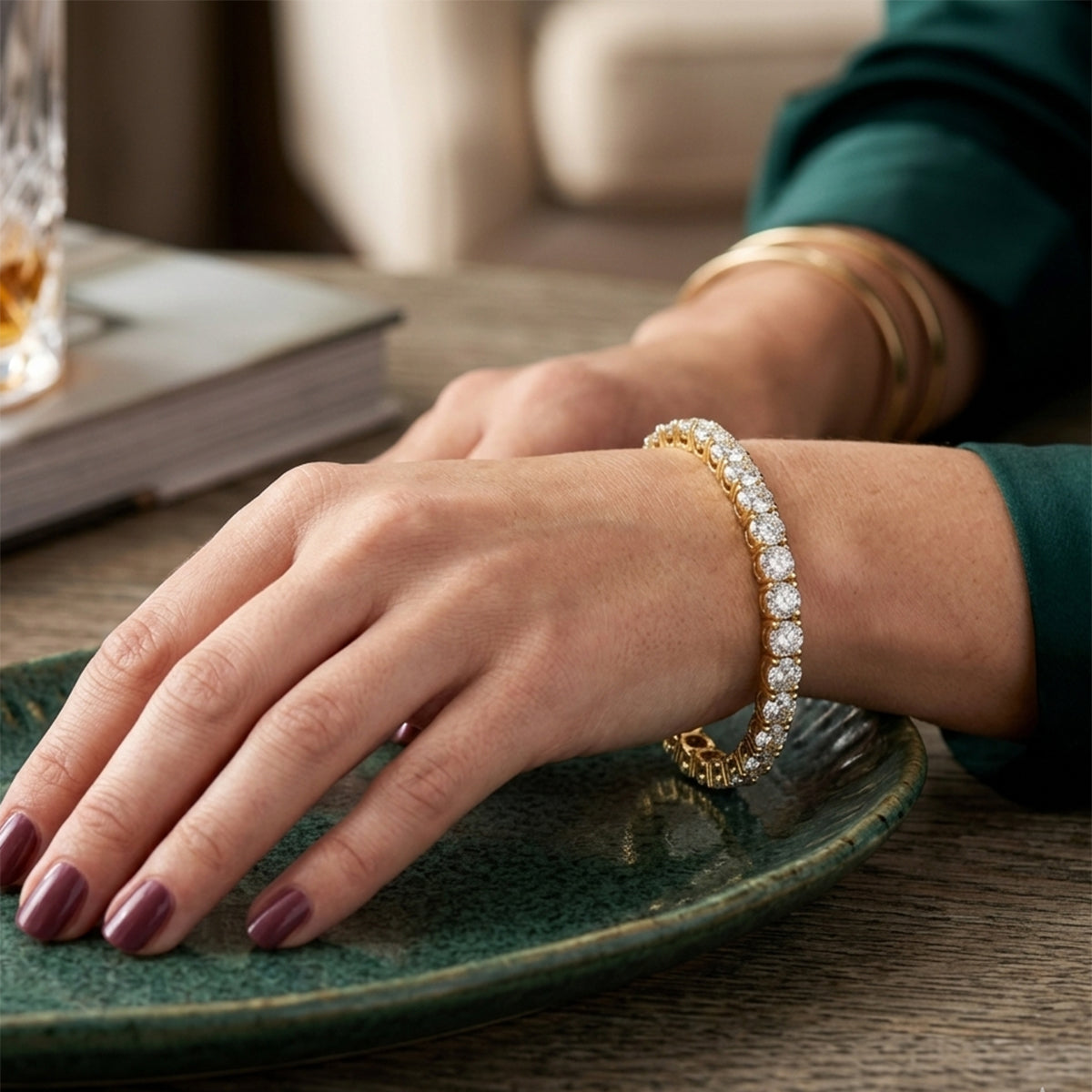 22.09 Carat 14K Gold Royale Line Bangle