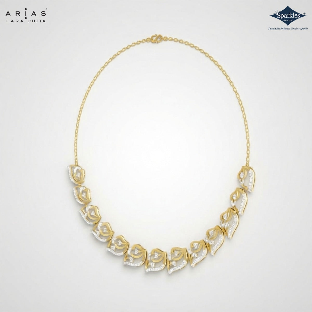 Arias by Lara Graduated Leaf Motif Diamond Necklace