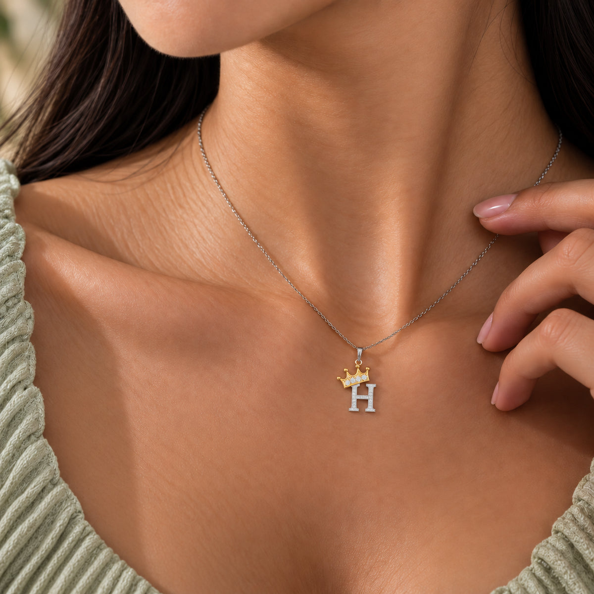 Arias by Lara Dutta Elegant Crowned Alphabet H Diamond Pendant