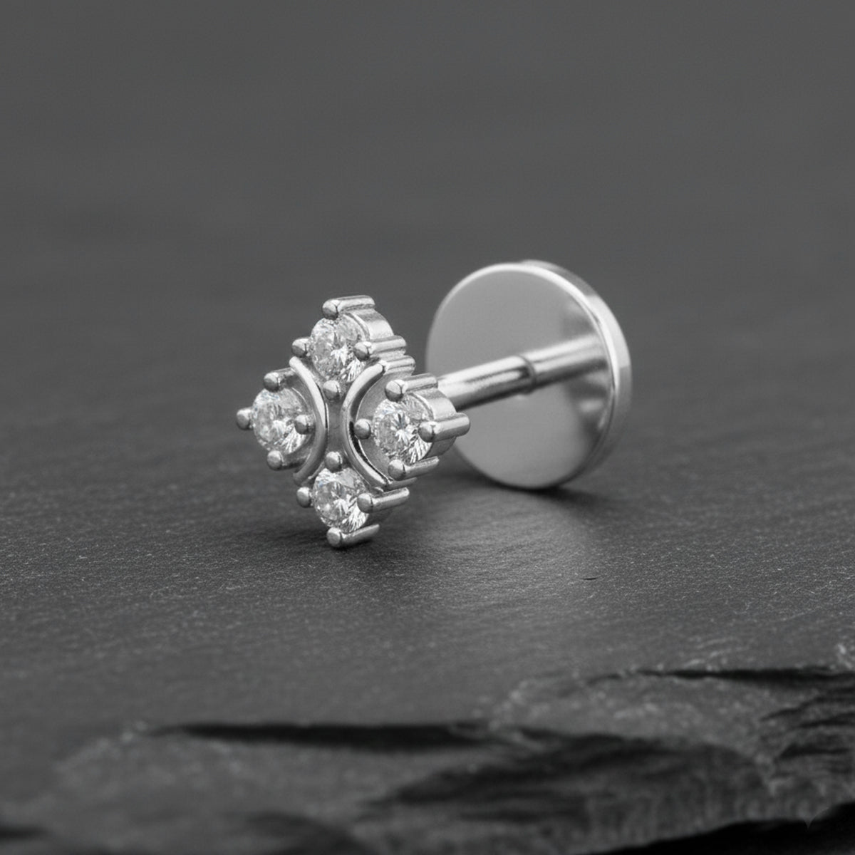 Ethereal Solitaire Diamond Nose Pin