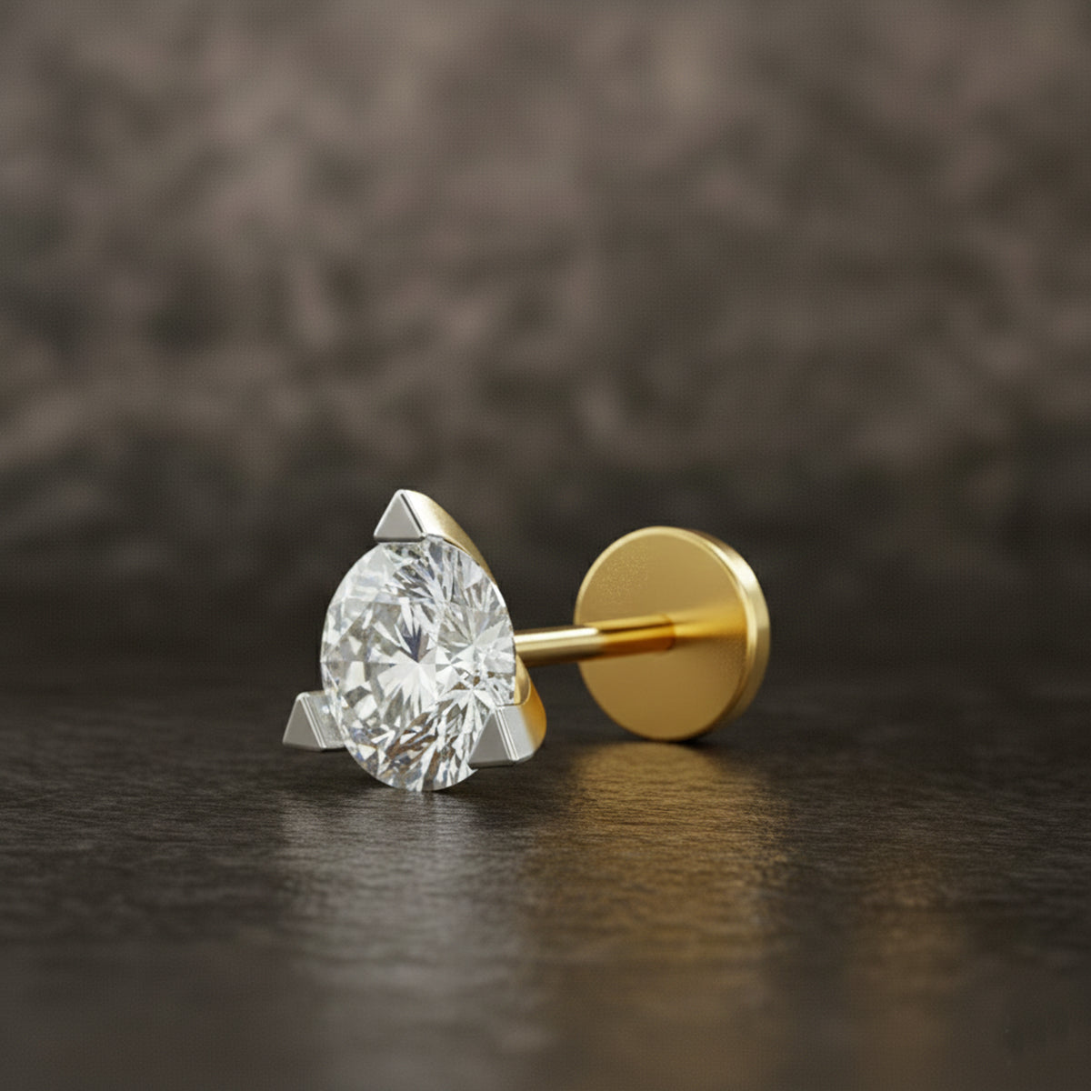 Refined Solitaire Diamond Nose Pin