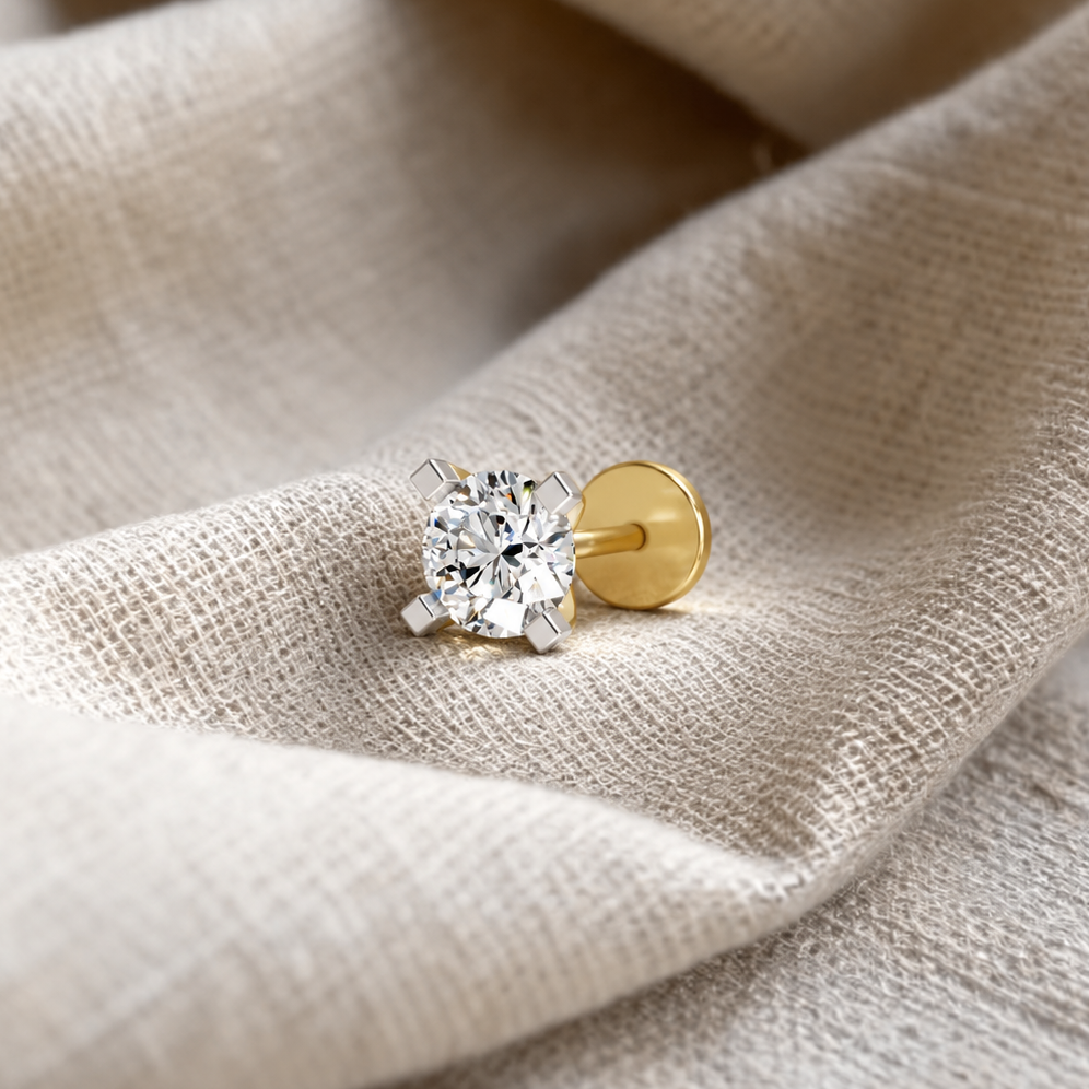 Exquisite Solitaire Diamond Nose Pin