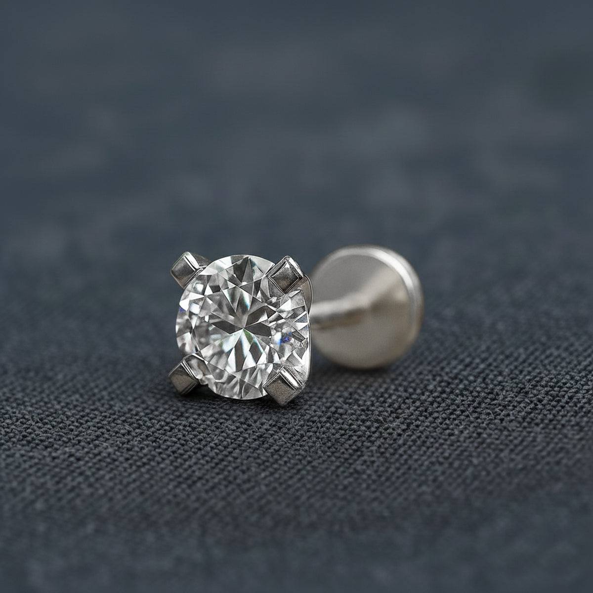 Dazzling Eterna Diamond Nose Pin