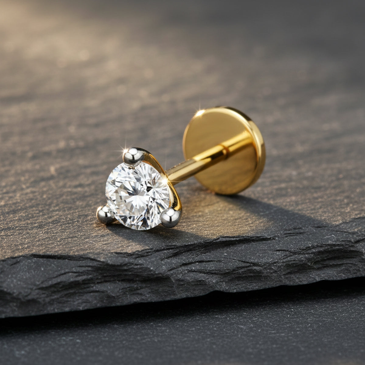 Brilliant Floral Diamond Nose Pin