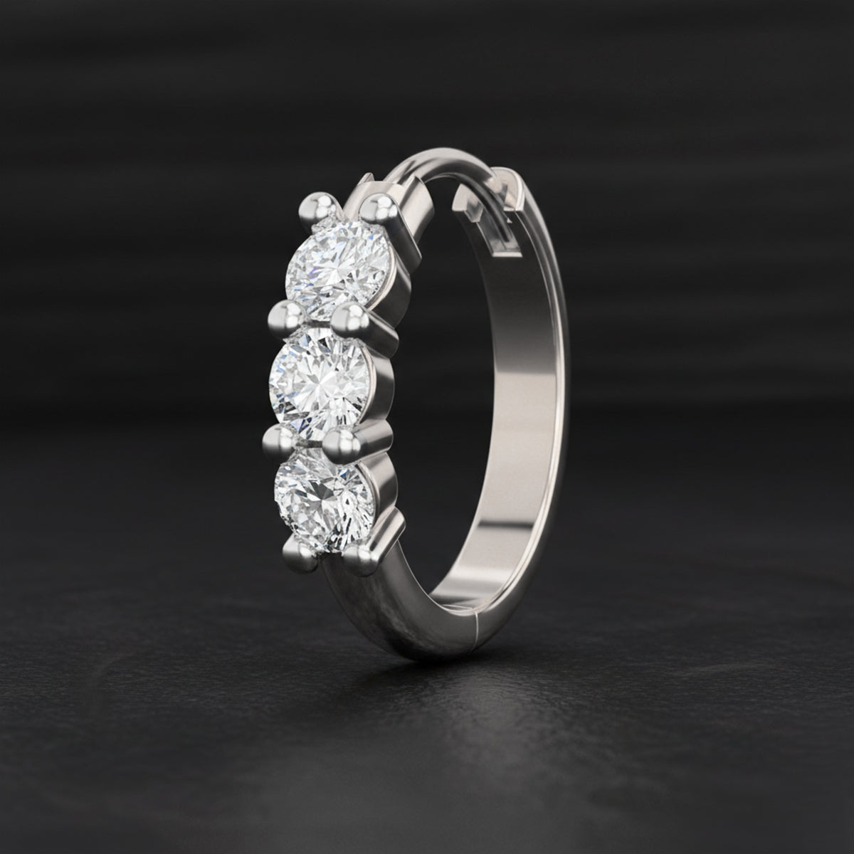 Lustrous Trio Diamond Nose Pin