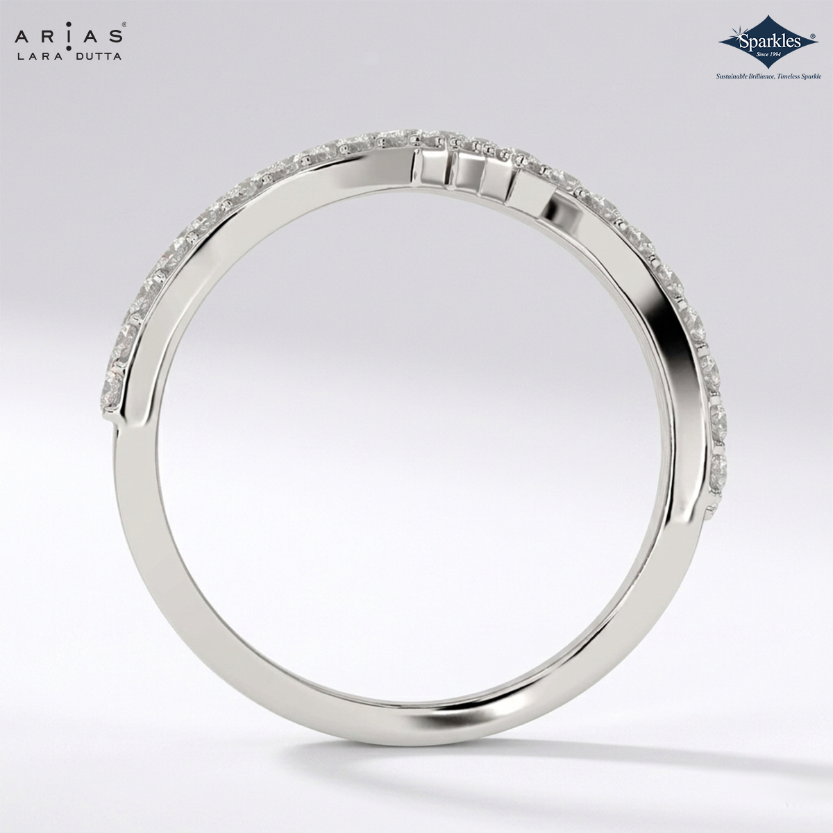 Arias by Lara Dutta Opulent Wave Pave Diamond Ring