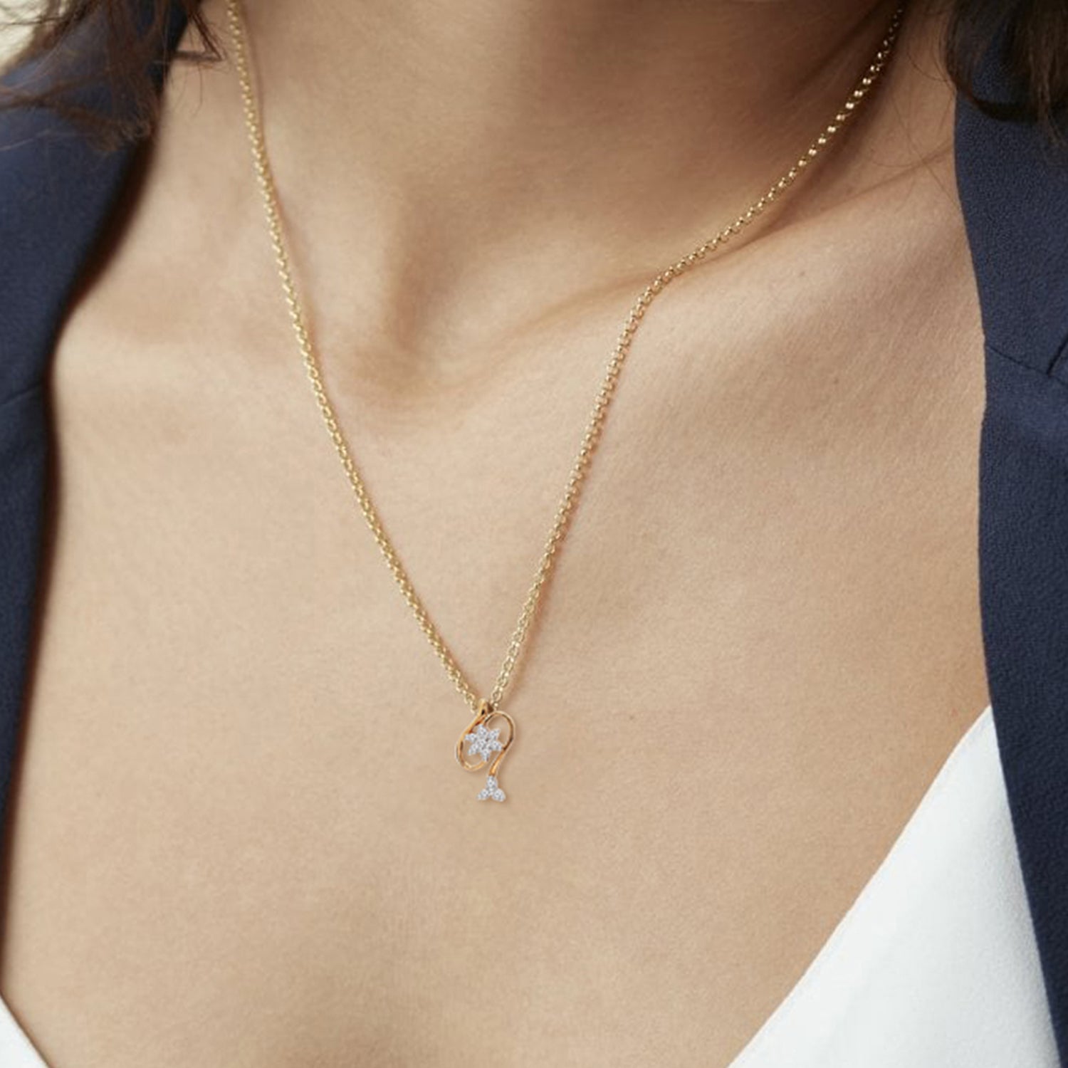 0.11 Ct Floral Pendant 14Kt - Rose Gold