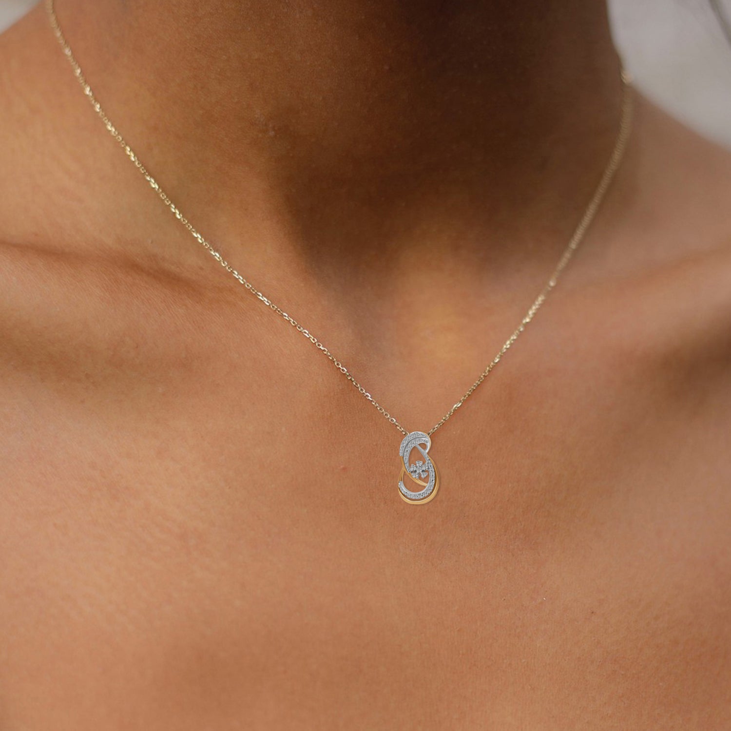 0.21 Carat Round Pendant 14K - Rose Gold