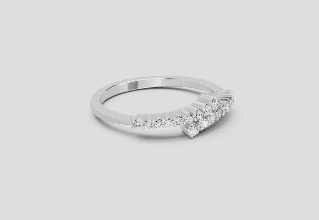 Resplendent Round Diamond Ring