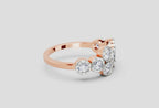 Graceful Round Diamond Ring
