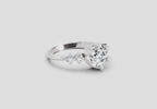 Dreamy Round Diamond Engagement Ring