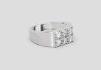 Elegant Round Cluster Diamond Ring