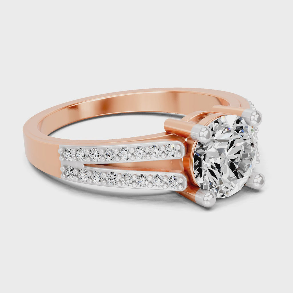 Exquisite Round Halo Diamond Ring