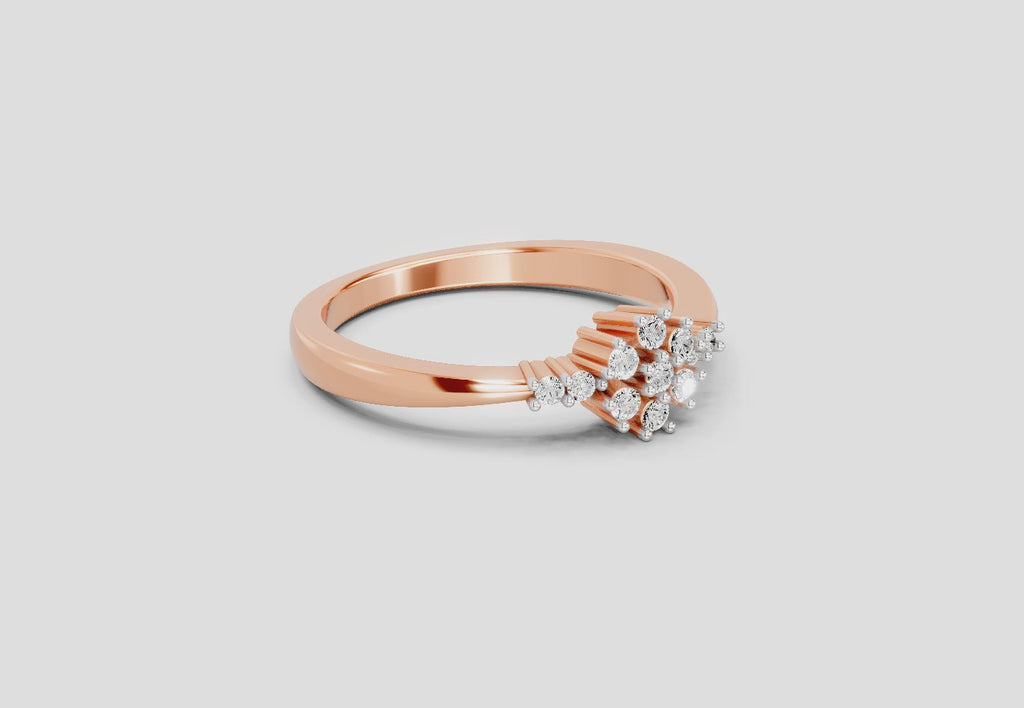 Stunning Round Cluster Diamond Ring