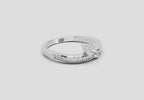 Exquisite Round Diamond Ring