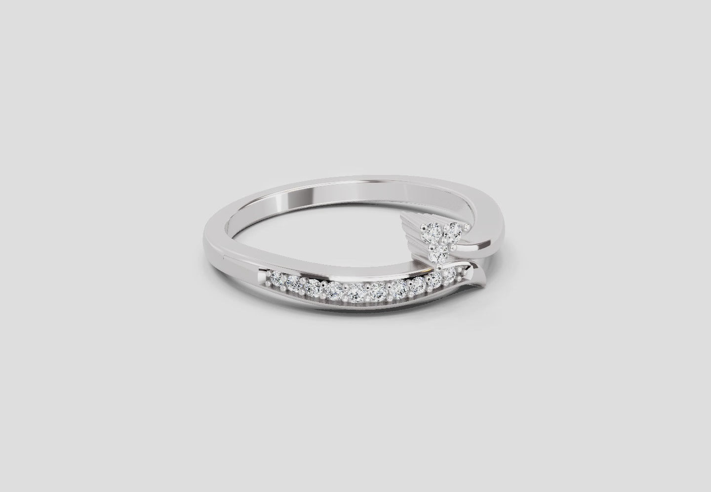 Exquisite Round Diamond Ring