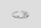 Lustrous Diamond Ring