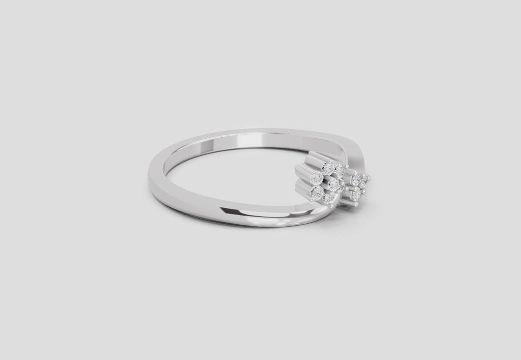 Enchanting Cluster Diamond Ring