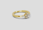 Stunning Round Cluster Diamond Ring