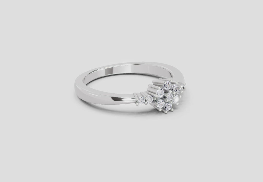 Stunning Round Cluster Diamond Ring